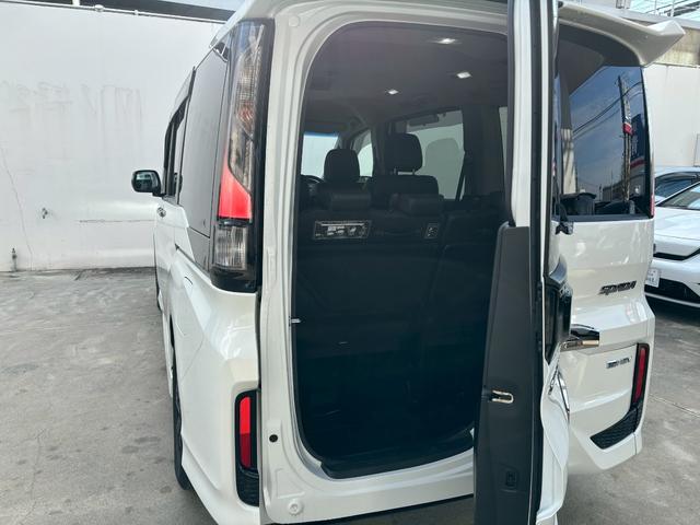 ステップワゴンスパーダ ｅ：ＨＥＶスパーダＧ・ＥＸホンダセンシング　ＡＣＣフルセグナビＬＥＤヘッドフォグＲカメラＥＴＣナビ連動ドラレコ両側パワスラ電制Ｐオートブレーキホールド純正アルミＢＴミュージックラックＣＤＤＶＤ再生トリプルゾーンエアコン（10枚目）