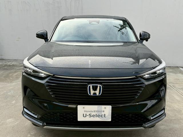 ヴェゼル ｅ：ＨＥＶＺ　ＨｏｎｄａＣＯＮＮＥＣＴナビＡＣＣ前後ドラレコＲカメラＬＥＤヘッドフォグＥＴＣブラインドスポットインフォメーション運転席助手席シートヒーターパワーテールゲートＢＴフルセグＵＳＢ純正アルミＰセンサー（3枚目）