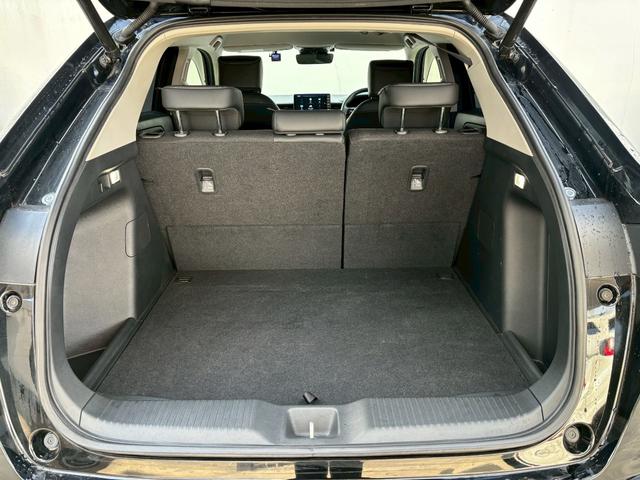 ヴェゼル ｅ：ＨＥＶＺ　ＨｏｎｄａＣＯＮＮＥＣＴナビＡＣＣ前後ドラレコＲカメラＬＥＤヘッドフォグＥＴＣブラインドスポットインフォメーション運転席助手席シートヒーターパワーテールゲートＢＴフルセグＵＳＢ純正アルミＰセンサー（10枚目）