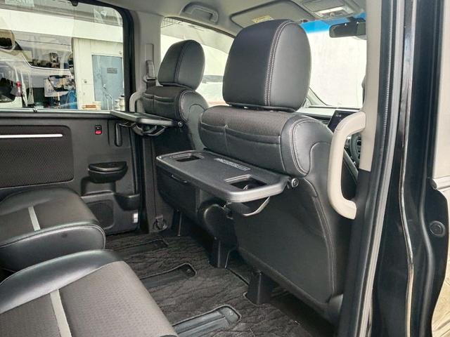 ステップワゴンスパーダ スパーダ・クールスピリットホンダセンシング　ＡＣＣフルセグナビＬＥＤヘッドフォグＲカメラ両側パワスラＥＴＣトリプルゾーンコントロールオートエアコンＲモニター運転席助手席シートヒーターサイドカーテンエアバッグＢＴミュージックラックスマキー（13枚目）