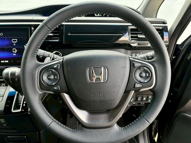 ステップワゴンスパーダ スパーダ・クールスピリットホンダセンシング　ＡＣＣフルセグナビＬＥＤヘッドフォグＲカメラ両側パワスラＥＴＣトリプルゾーンコントロールオートエアコンＲモニター運転席助手席シートヒーターサイドカーテンエアバッグＢＴミュージックラックスマキー（22枚目）