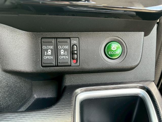 ステップワゴンスパーダ スパーダ・クールスピリットホンダセンシング　ＡＣＣフルセグナビＬＥＤヘッドフォグＲカメラ両側パワスラＥＴＣトリプルゾーンコントロールオートエアコンＲモニター運転席助手席シートヒーターサイドカーテンエアバッグＢＴミュージックラックスマキー（23枚目）