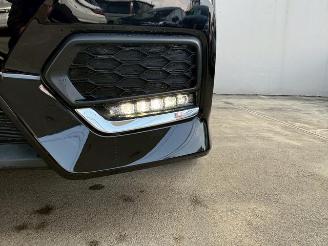 ステップワゴンスパーダ スパーダホンダセンシング ACCフルセグナビLEDヘッドフォグRカメラETCオートエアコンリアマニュアルクーラー両側パワスラBTミュージックラックCDDVD再生USBパドルシフト本革巻きシートバックテーブル純正アルミスマキー(4枚目)