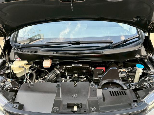 ステップワゴンスパーダ スパーダホンダセンシング ACCフルセグナビLEDヘッドフォグRカメラETCオートエアコンリアマニュアルクーラー両側パワスラBTミュージックラックCDDVD再生USBパドルシフト本革巻きシートバックテーブル純正アルミスマキー(25枚目)