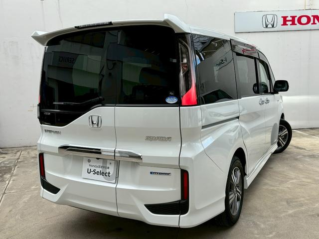 ステップワゴンスパーダ スパーダハイブリッドＧホンダセンシング　ＡＣＣフルセグナビＬＥＤヘッドフォグＲカメラＲモニター両側パワスラＥＴＣ前後ドラレコ電制Ｐオートブレーキホールド純正アルミ本革巻きステアリングＵＳＢジャックＢＴミュージックラックＣＤＤＶＤ再生スマキー（6枚目）