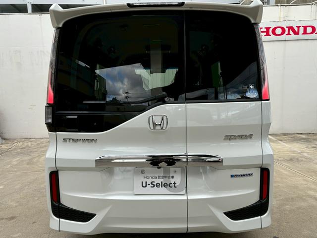 ステップワゴンスパーダ スパーダハイブリッドＧホンダセンシング　ＡＣＣフルセグナビＬＥＤヘッドフォグＲカメラＲモニター両側パワスラＥＴＣ前後ドラレコ電制Ｐオートブレーキホールド純正アルミ本革巻きステアリングＵＳＢジャックＢＴミュージックラックＣＤＤＶＤ再生スマキー（7枚目）
