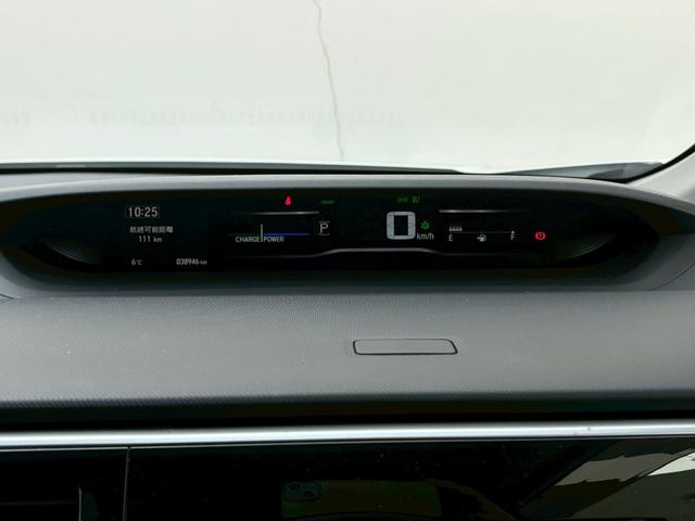 ステップワゴンスパーダ スパーダハイブリッドＧホンダセンシング　ＡＣＣフルセグナビＬＥＤヘッドフォグＲカメラＲモニター両側パワスラＥＴＣ前後ドラレコ電制Ｐオートブレーキホールド純正アルミ本革巻きステアリングＵＳＢジャックＢＴミュージックラックＣＤＤＶＤ再生スマキー（28枚目）