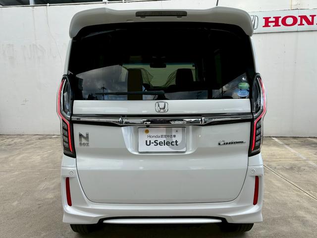 Ｎ－ＢＯＸカスタム Ｇ・Ｌターボホンダセンシング　ＡＣＣフルセグナビＬＥＤヘッドフォグＲカメラＥＴＣナビ連動ドラレコ両側パワスラ運転席助手席シートヒーターサイドカーテンエアバッグ本革巻きステアリングパドルシフトＢＴミュージックラックＣＤＤＶＤ再生（5枚目）