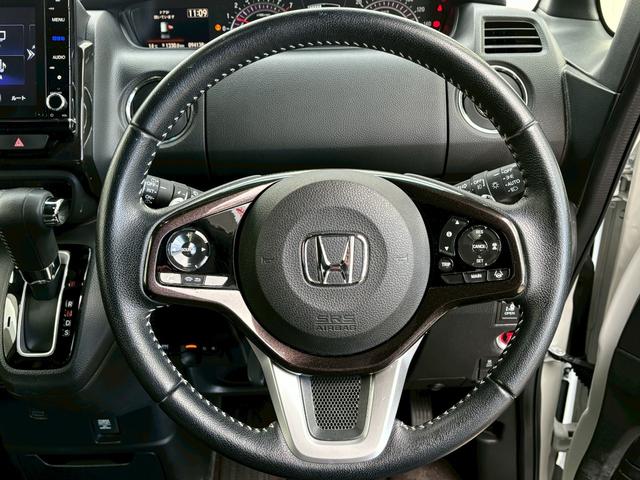 Ｎ－ＢＯＸカスタム Ｇ・Ｌターボホンダセンシング　ＡＣＣフルセグナビＬＥＤヘッドフォグＲカメラＥＴＣナビ連動ドラレコ両側パワスラ運転席助手席シートヒーターサイドカーテンエアバッグ本革巻きステアリングパドルシフトＢＴミュージックラックＣＤＤＶＤ再生（18枚目）