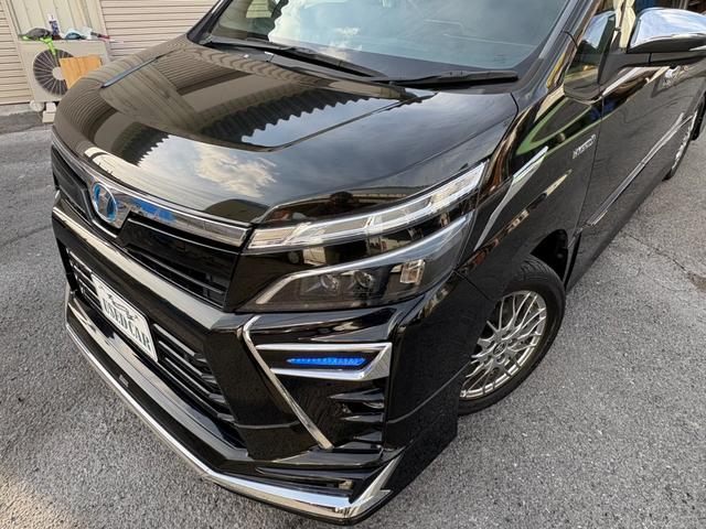 ヴォクシー ハイブリッドＺＳ　煌ＩＩ　モデリスタエアロ・両側パワースライドドア・クルーズコントロール・レーンキープアシスト・Ｂｌｕｅｔｏｏｔｈ対応ナビ・ＥＴＣ・ドライブレコーダー・バックカメラ・純正１６インチアルミホイール・シートヒーター（5枚目）