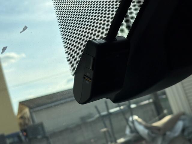 ヴォクシー ハイブリッドＺＳ　煌ＩＩ　モデリスタエアロ・両側パワースライドドア・クルーズコントロール・レーンキープアシスト・Ｂｌｕｅｔｏｏｔｈ対応ナビ・ＥＴＣ・ドライブレコーダー・バックカメラ・純正１６インチアルミホイール・シートヒーター（46枚目）