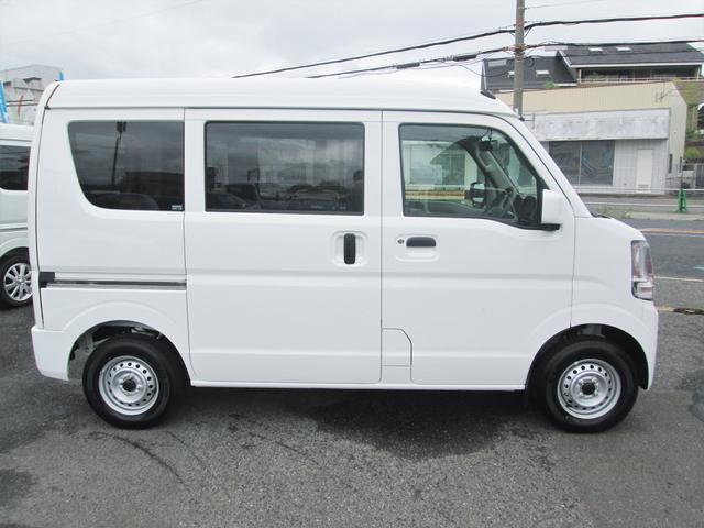 日産 ＮＶ１００クリッパーバン