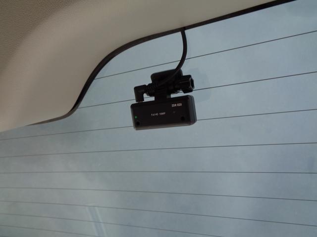 ハイエースバン スーパーGL ダークプライム ディーゼル・後席モニター・社外ナビ・バックモニター・前後ドライブレコーダー・レーザー・ETC・リアベット仕様・社外シートカバー・(27枚目)