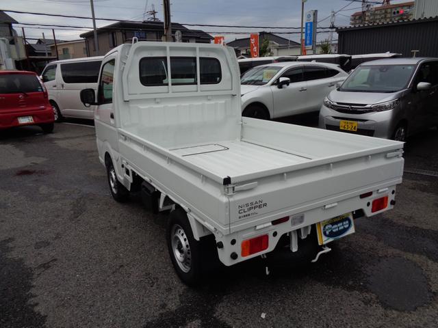 NT100クリッパートラック DXオートマ・パワステ・パワーウインドウ DX オートマパワステ・パワーウインドウ・純正ラジオデッキ(6枚目)