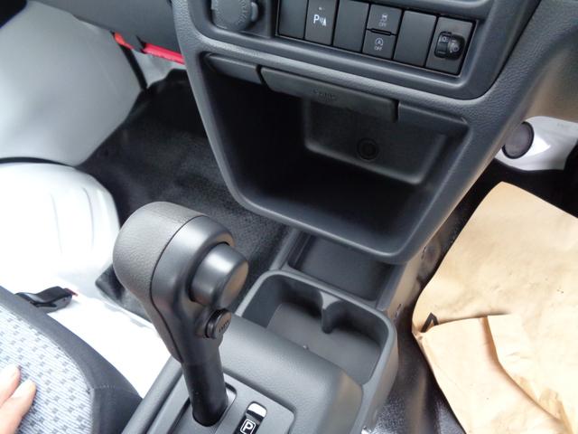NT100クリッパートラック DXオートマ・パワステ・パワーウインドウ DX オートマパワステ・パワーウインドウ・純正ラジオデッキ(13枚目)