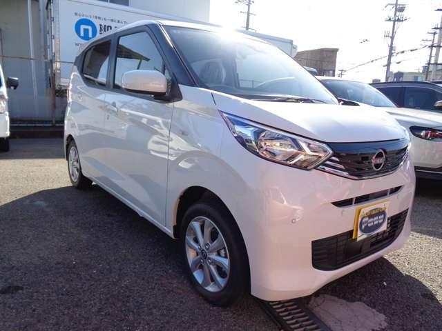 デイズ X 届出済未使用車・X・パール・走行7キロ(4枚目)