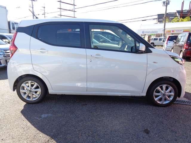 デイズ X 届出済未使用車・X・パール・走行7キロ(5枚目)