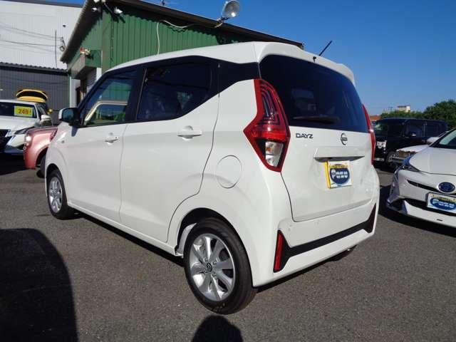 デイズ X 届出済未使用車・X・パール・走行7キロ(8枚目)