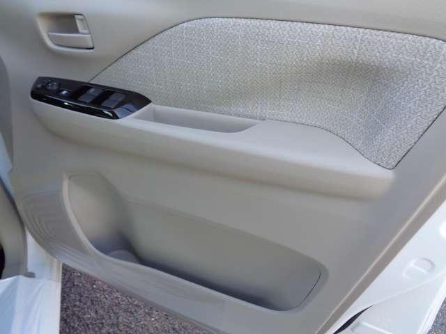 デイズ X 届出済未使用車・X・パール・走行7キロ(28枚目)