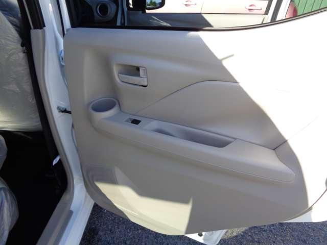 デイズ X 届出済未使用車・X・パール・走行7キロ(42枚目)