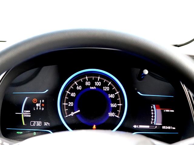 シャトル ホンダ ハイブリッド 禁煙車 メモリーナビ スマートキー プッシュスタート etc ドライブレコーダー 純正エアロ ライトレベライザー アイドリングストップ プライバシーガラス ロック連動ウィンカーミラー 兵庫県 ハイブリッド 禁煙車 メモリーナビ