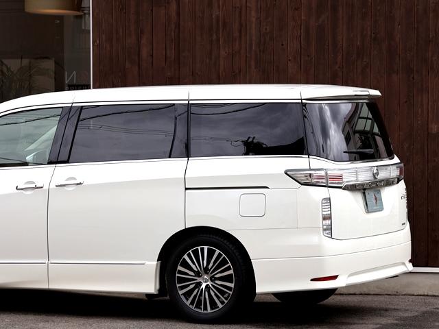 NISSAN ELGRAND 250HIGHWAY STAR PREMIUM