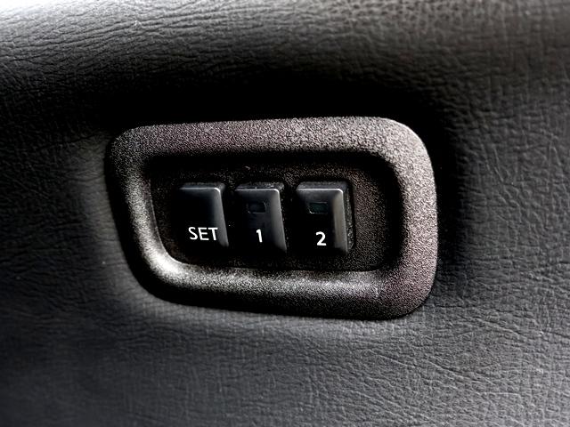 NISSAN ELGRAND 250HIGHWAY STAR PREMIUM