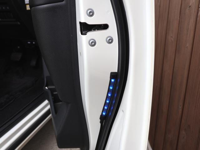 NISSAN ELGRAND 250HIGHWAY STAR PREMIUM