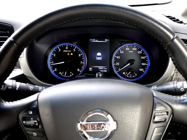 NISSAN ELGRAND 250HIGHWAY STAR PREMIUM