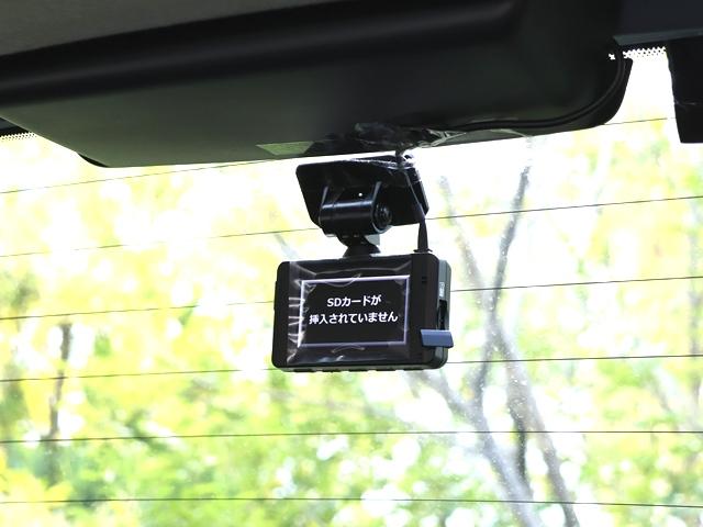 ノート e-パワー X エマージェンシーブレーキ 禁煙車 純正SDナビ/フルセグ バックカメラ 前後ドライブレコーダー オートライト/オートハイビーム レーンキーピング インテリキー プッシュスタート ETC ステアスイッチ(17枚目)