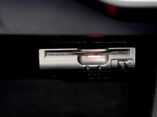 ノート e-パワー X エマージェンシーブレーキ 禁煙車 純正SDナビ/フルセグ バックカメラ 前後ドライブレコーダー オートライト/オートハイビーム レーンキーピング インテリキー プッシュスタート ETC ステアスイッチ(18枚目)