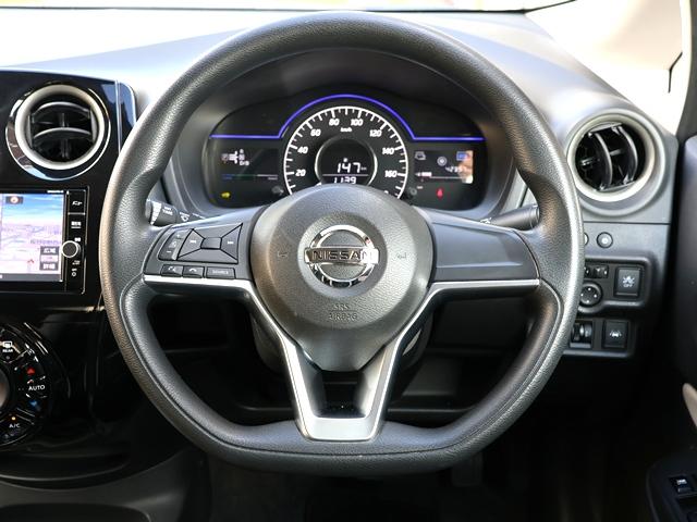 ノート e-パワー X エマージェンシーブレーキ 禁煙車 純正SDナビ/フルセグ バックカメラ 前後ドライブレコーダー オートライト/オートハイビーム レーンキーピング インテリキー プッシュスタート ETC ステアスイッチ(36枚目)