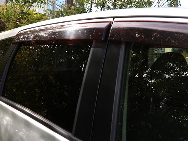 ノート e-パワー X エマージェンシーブレーキ 禁煙車 純正SDナビ/フルセグ バックカメラ 前後ドライブレコーダー オートライト/オートハイビーム レーンキーピング インテリキー プッシュスタート ETC ステアスイッチ(38枚目)