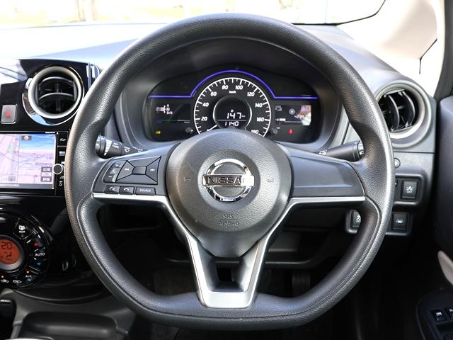 ノート e-パワー X エマージェンシーブレーキ 禁煙車 純正SDナビ/フルセグ バックカメラ 前後ドライブレコーダー オートライト/オートハイビーム レーンキーピング インテリキー プッシュスタート ETC ステアスイッチ(41枚目)