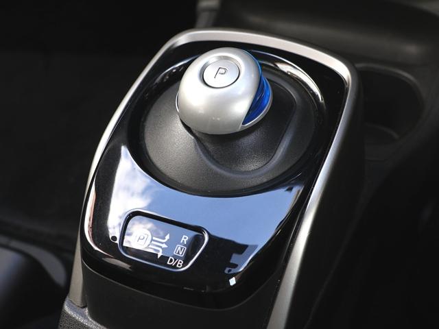 ノート e-パワー X エマージェンシーブレーキ 禁煙車 純正SDナビ/フルセグ バックカメラ 前後ドライブレコーダー オートライト/オートハイビーム レーンキーピング インテリキー プッシュスタート ETC ステアスイッチ(46枚目)