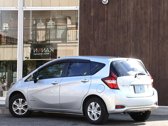 ノート e-パワー X エマージェンシーブレーキ 禁煙車 純正SDナビ/フルセグ バックカメラ 前後ドライブレコーダー オートライト/オートハイビーム レーンキーピング インテリキー プッシュスタート ETC ステアスイッチ(61枚目)
