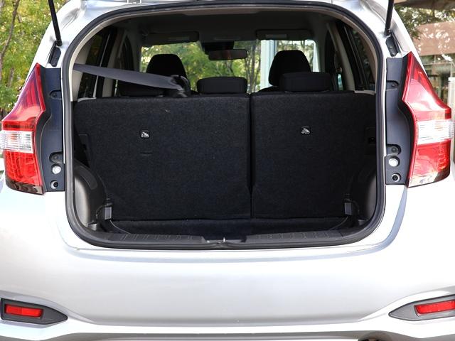 ノート e-パワー X エマージェンシーブレーキ 禁煙車 純正SDナビ/フルセグ バックカメラ 前後ドライブレコーダー オートライト/オートハイビーム レーンキーピング インテリキー プッシュスタート ETC ステアスイッチ(77枚目)