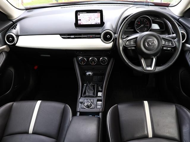 CX-3 20S エクスクルーシブモッズ 4WD 禁煙車 革 BOSE 純正SDナビ アラウンドビューモニター B/S/Fカメラ LEDオートライト 全車速ACC 衝突軽減ブレーキ 障害物センサー HUD BSM ドラレコ スマートキー(2枚目)