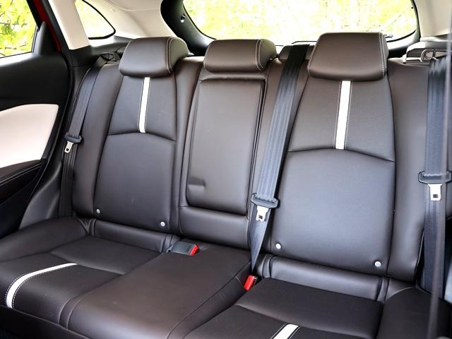 CX-3 20S エクスクルーシブモッズ 4WD 禁煙車 革 BOSE 純正SDナビ アラウンドビューモニター B/S/Fカメラ LEDオートライト 全車速ACC 衝突軽減ブレーキ 障害物センサー HUD BSM ドラレコ スマートキー(75枚目)