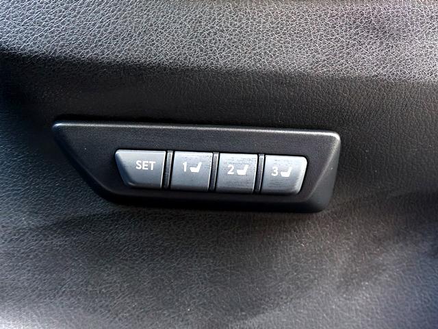 NX NX200t Iパッケージ 赤革 全車速ACC 衝突軽減ブレーキ 障害物センサー 三眼LEDオートライト メーカーナビ/フルセグ バック/サイドカメラ スマートキー/プッシュスタート パワーシート シートヒーター 純正18AW(21枚目)