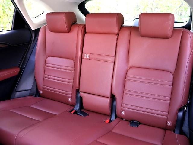 NX NX200t Iパッケージ 赤革 全車速ACC 衝突軽減ブレーキ 障害物センサー 三眼LEDオートライト メーカーナビ/フルセグ バック/サイドカメラ スマートキー/プッシュスタート パワーシート シートヒーター 純正18AW(24枚目)