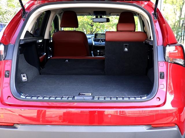 NX NX200t Iパッケージ 赤革 全車速ACC 衝突軽減ブレーキ 障害物センサー 三眼LEDオートライト メーカーナビ/フルセグ バック/サイドカメラ スマートキー/プッシュスタート パワーシート シートヒーター 純正18AW(28枚目)