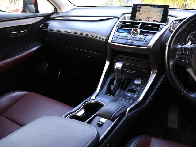 NX NX200t Iパッケージ 赤革 全車速ACC 衝突軽減ブレーキ 障害物センサー 三眼LEDオートライト メーカーナビ/フルセグ バック/サイドカメラ スマートキー/プッシュスタート パワーシート シートヒーター 純正18AW(57枚目)