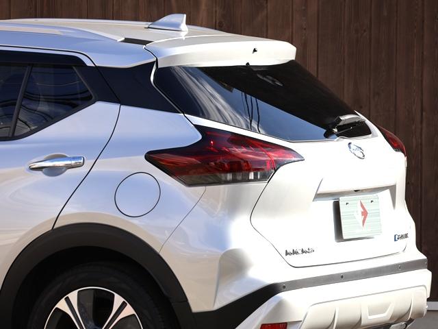 キックス Ｘ　プロパイロット　純正９型ナビ／フルセグ　アラウンドビューモニター　全車速ＡＣＣ　衝突軽減ブレーキ　レーンキーピング　駐車支援システム　障害物センサー　デジタルインナーミラー　インテリキー　純正１７ＡＷ（12枚目）