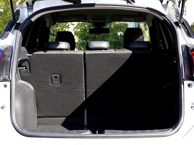 キックス Ｘ　プロパイロット　純正９型ナビ／フルセグ　アラウンドビューモニター　全車速ＡＣＣ　衝突軽減ブレーキ　レーンキーピング　駐車支援システム　障害物センサー　デジタルインナーミラー　インテリキー　純正１７ＡＷ（23枚目）