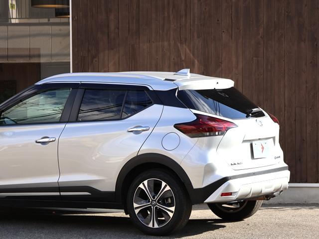 キックス Ｘ　プロパイロット　純正９型ナビ／フルセグ　アラウンドビューモニター　全車速ＡＣＣ　衝突軽減ブレーキ　レーンキーピング　駐車支援システム　障害物センサー　デジタルインナーミラー　インテリキー　純正１７ＡＷ（33枚目）