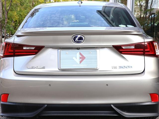 当店では入庫した際に、全車走行チェックをし異音、ブレーキなど機器周りに不具合個所がないかをチェックしてから掲載をさせて頂いております。より安心してお車を選んで頂けるかと思います。