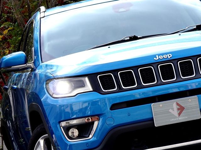 ジープ・コンパス リミテッド 4WD パノラミックサンルーフ メーカーナビ/フルセグ Bカメラ beatsサウンドシステム レーダークルコン レーンキーピング BSM パワーバックドア アップルカープレイ シートヒーター 禁煙車(8枚目)