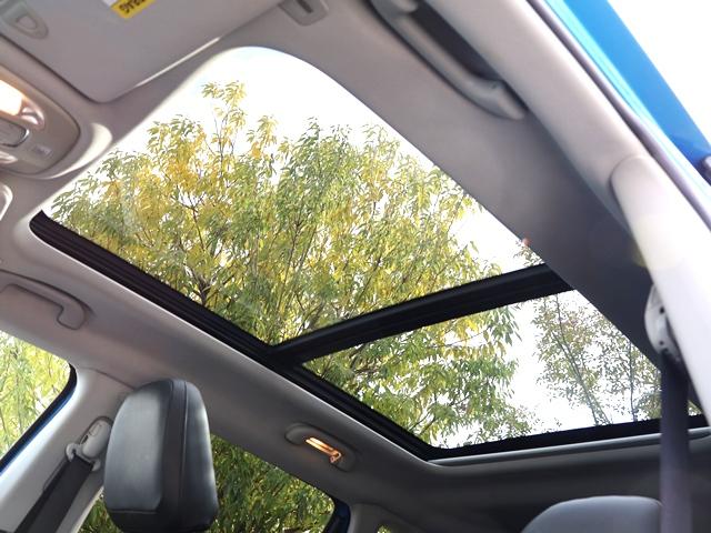 ジープ・コンパス リミテッド 4WD パノラミックサンルーフ メーカーナビ/フルセグ Bカメラ beatsサウンドシステム レーダークルコン レーンキーピング BSM パワーバックドア アップルカープレイ シートヒーター 禁煙車(56枚目)