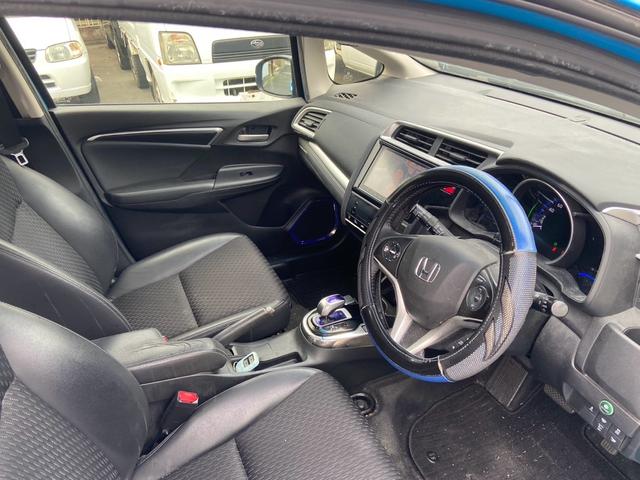 フィットハイブリッド Lパッケージ ホンダセンシング(14枚目)
